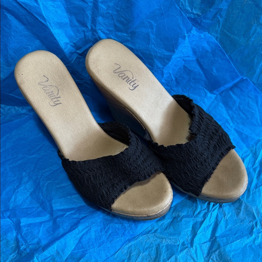 Vanity Black and Tan Women's Wedge Sandals